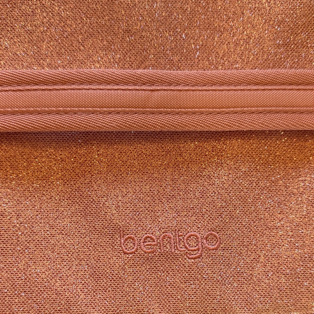 Bentgo Pink Glitter Lunch Bag with Optional Crossbody Adjustable Strap - Picture 2 of 5
